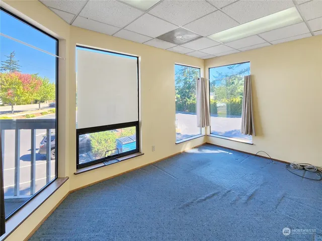 $1,400 | 520 East Whidbey Avenue, Unit 205, Oak Harbor, WA 98277