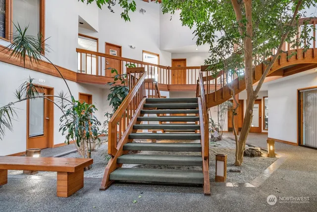 $1,400 | 520 East Whidbey Avenue, Unit 205, Oak Harbor, WA 98277