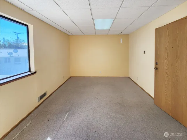 $1,400 | 520 East Whidbey Avenue, Unit 205, Oak Harbor, WA 98277