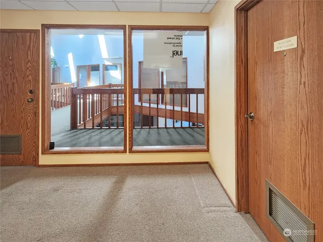 $1,400 | 520 East Whidbey Avenue, Unit 205, Oak Harbor, WA 98277