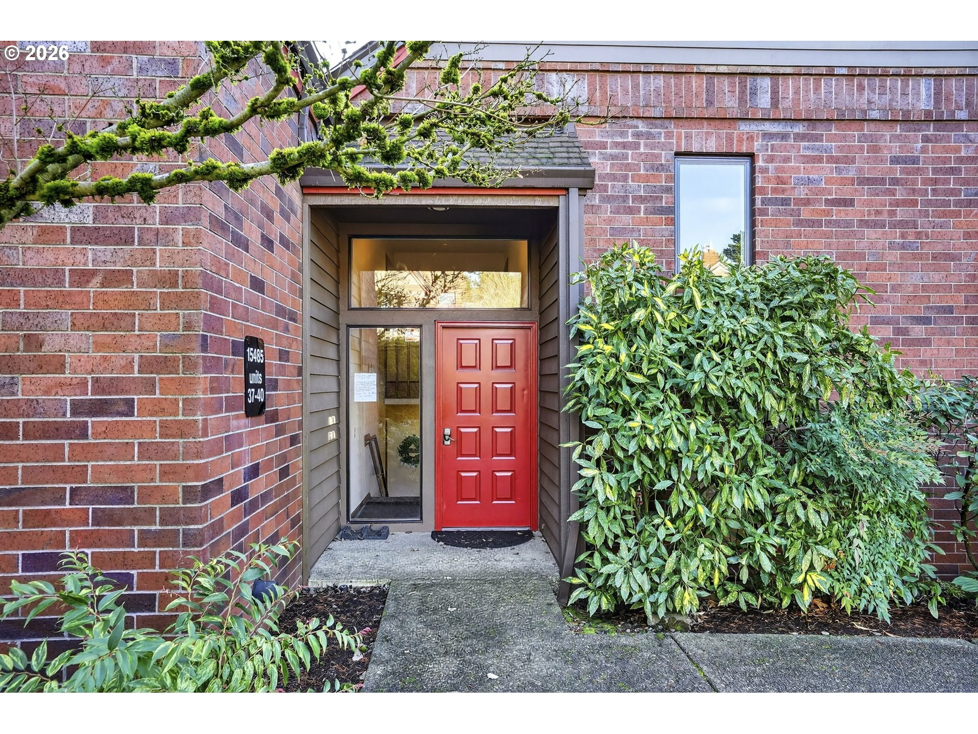 15485 Southwest 114th Court, Unit 39 Portland, OR 97224 - Photo 2 of 32 a view of a door of a house