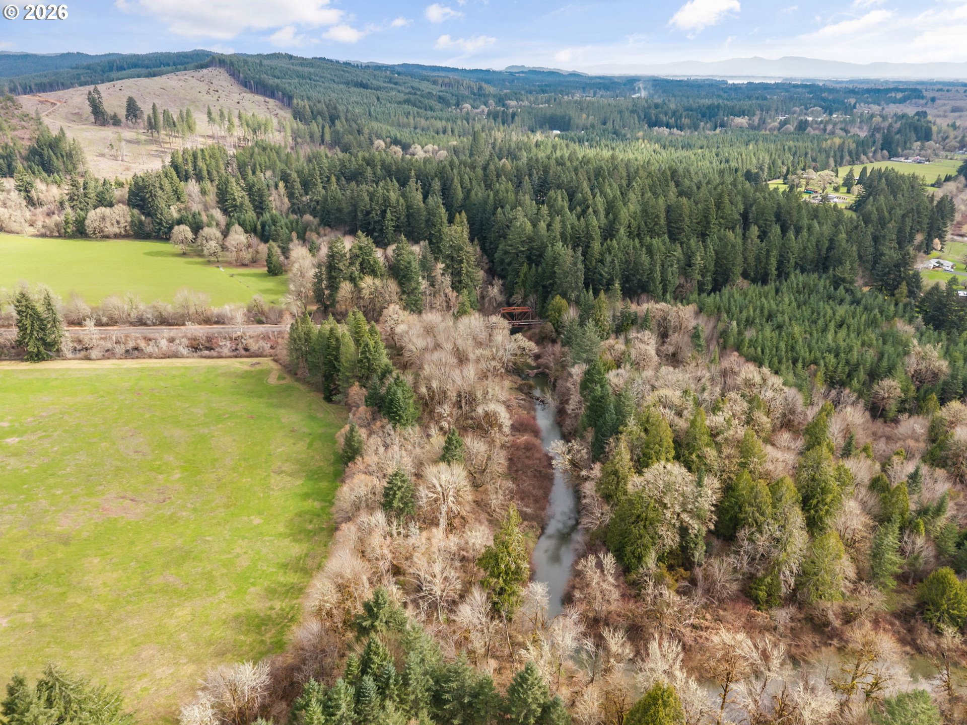 22994 Red Oak Lane Veneta, OR 97487 - Photo 28 of 28 a view of a city with an ocean view