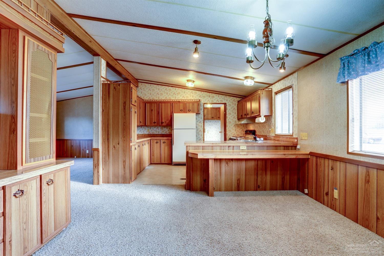 65040 Hunnell Road Bend, OR 97703 - Photo 13 of 25 Additional Photo