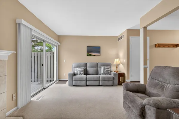 $190,000 | 2786 Walden Woods Boulevard, Jackson, MI 49201