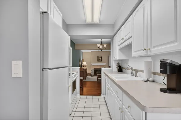 $190,000 | 2786 Walden Woods Boulevard, Jackson, MI 49201