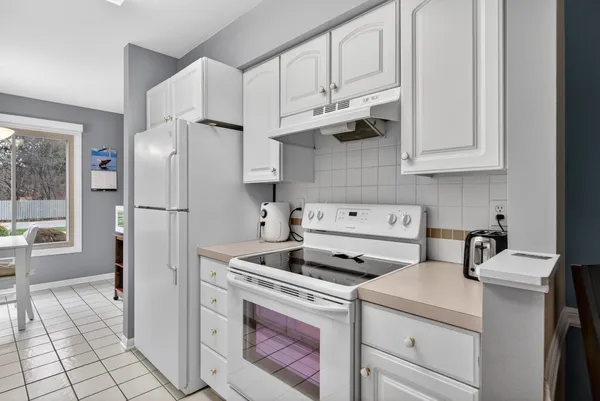 $190,000 | 2786 Walden Woods Boulevard, Jackson, MI 49201