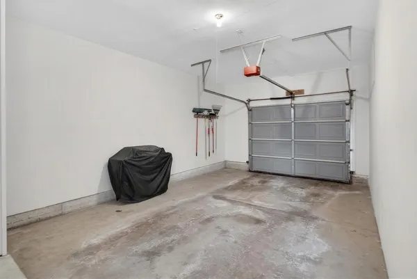 $190,000 | 2786 Walden Woods Boulevard, Jackson, MI 49201