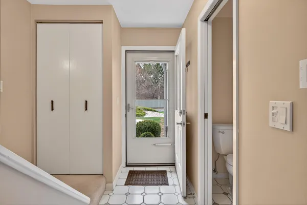 $190,000 | 2786 Walden Woods Boulevard, Jackson, MI 49201