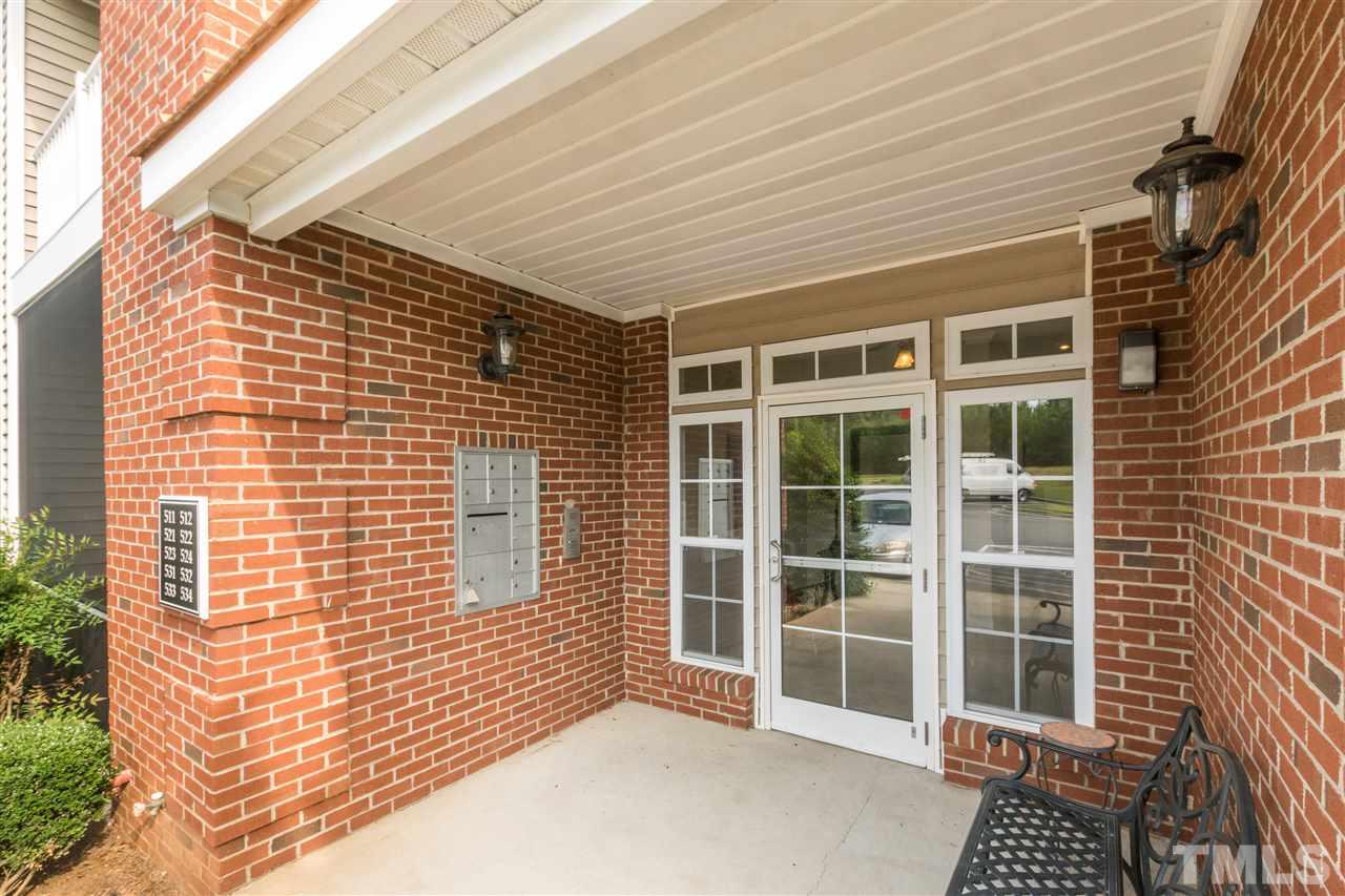 521 Weather Ridge Lane, Unit 5 Cary, NC 27513 - Photo 2 of 21 Gallery Image 2