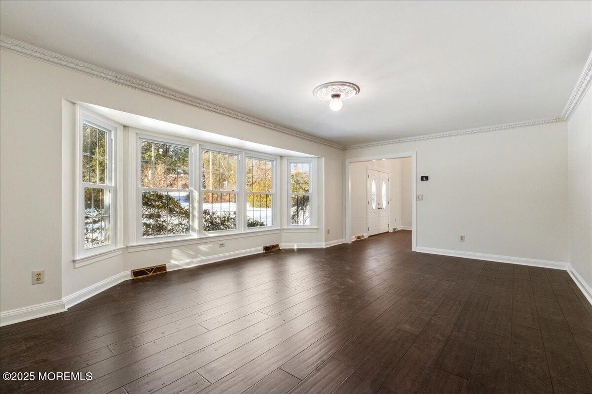 35 Agress Road Millstone Township, NJ 08535 - Photo 10 of 34 08-Image-8