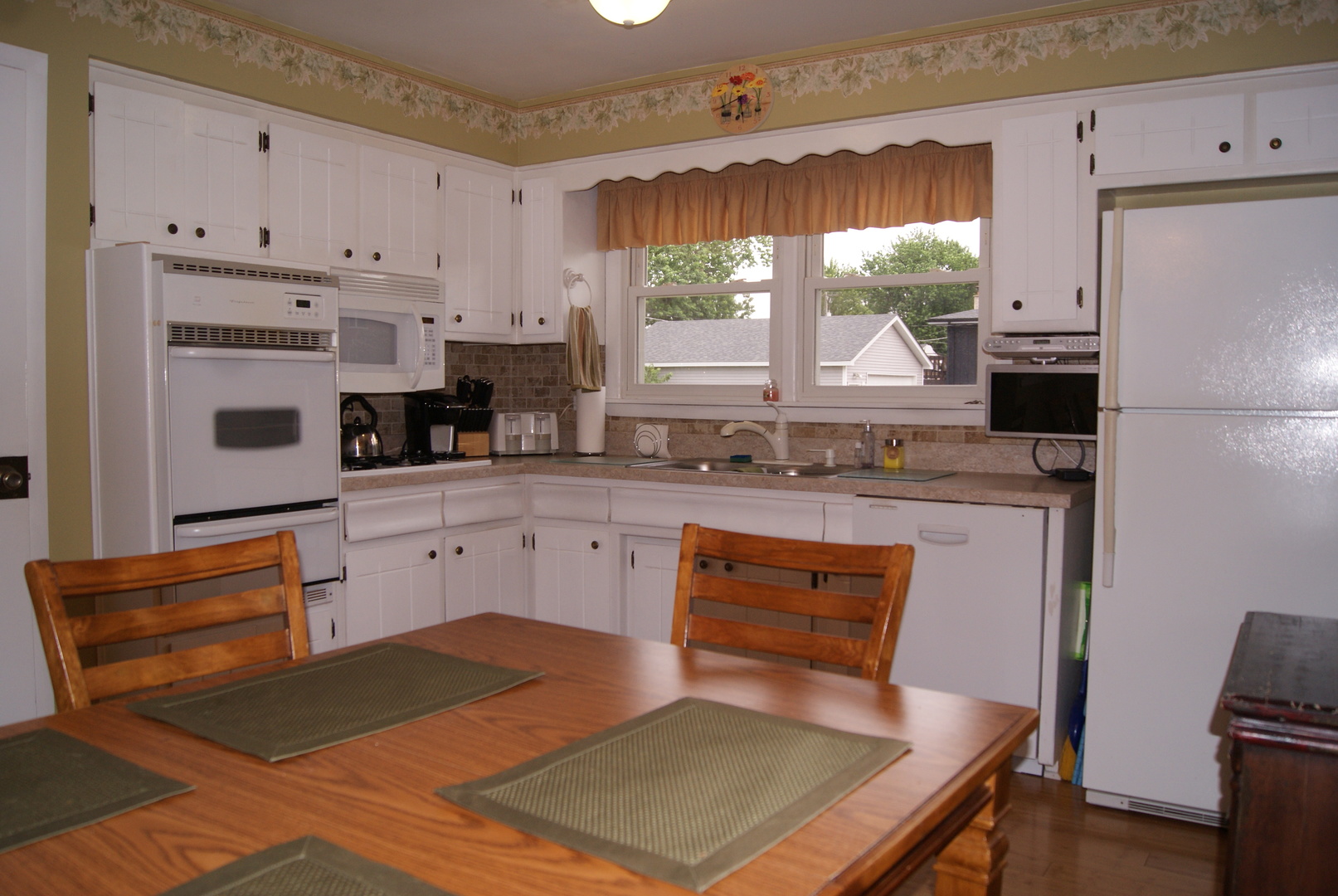 10821 Menard Avenue Chicago Ridge, IL 60415 - Photo 13 of 37