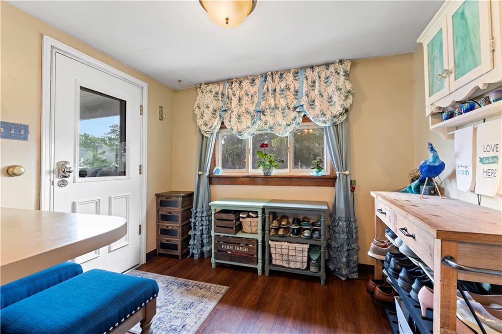 Entering the rear door, you first see the cute mud room area.