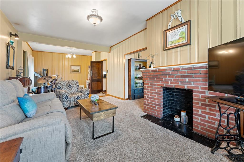 416 Georgetown Road Lawrence, PA 15055 - Photo 8 of 22 Blends into the really nice size living room.