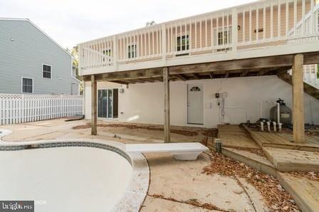 1601 Cambridge Road Edgewater, MD 21037 - Photo 23 of 24 rear
