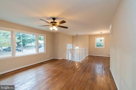 1601 Cambridge Road Edgewater, MD 21037 - Photo 7 of 24 Living room