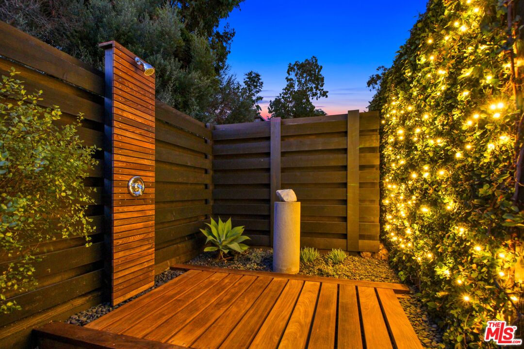 5801 Kanan Dume Road Malibu, CA 90265 - Photo 38 of 44