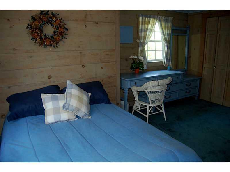 5 Elden Point Road Bailey Island, ME 04003 - Photo 21 of 34 Bedroom.