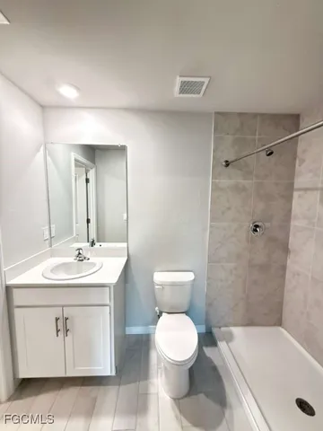 $2,200 | 5019 Moon Circle, LaBelle, FL 33935