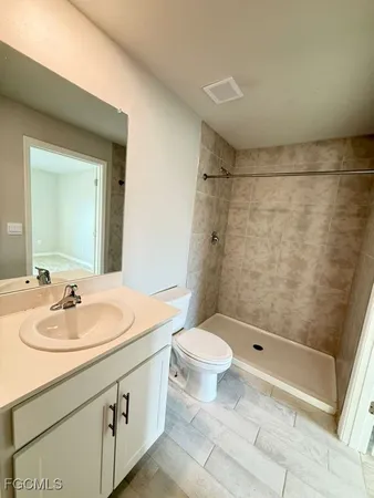 $1,900 | 5019 Moon Circle, LaBelle, FL 33935