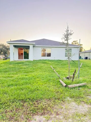 $2,200 | 5019 Moon Circle, LaBelle, FL 33935
