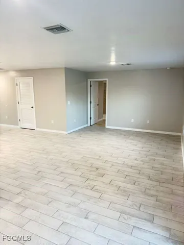 $2,200 | 5019 Moon Circle, LaBelle, FL 33935