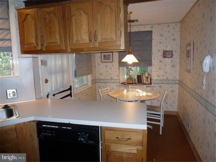 138 Henley Road Wynnewood, PA 19096 - Photo 11 of 24 Kitchen