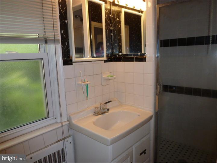 138 Henley Road Wynnewood, PA 19096 - Photo 19 of 24 Master Bathroom
