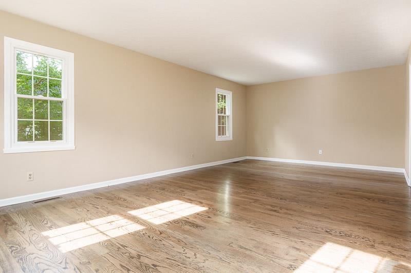 12002 South Gate Roscoe, IL 61073 - Photo 5 of 64