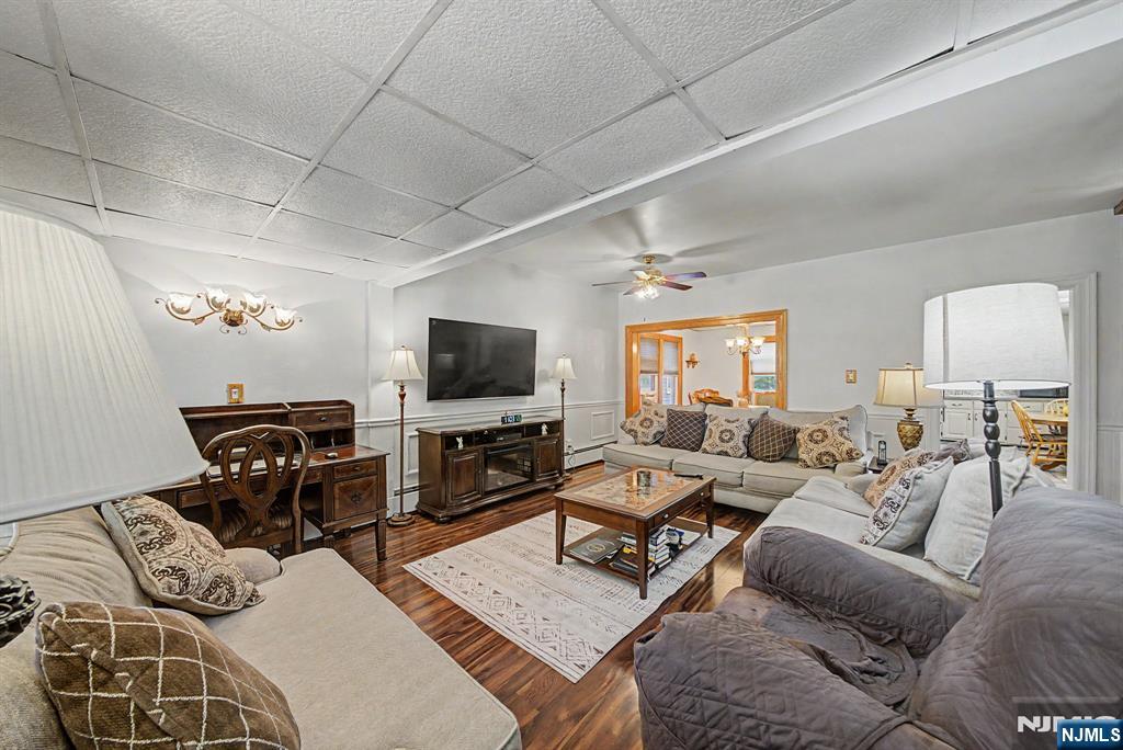 288 Maple Street Secaucus, NJ 07094 - Photo 5 of 29