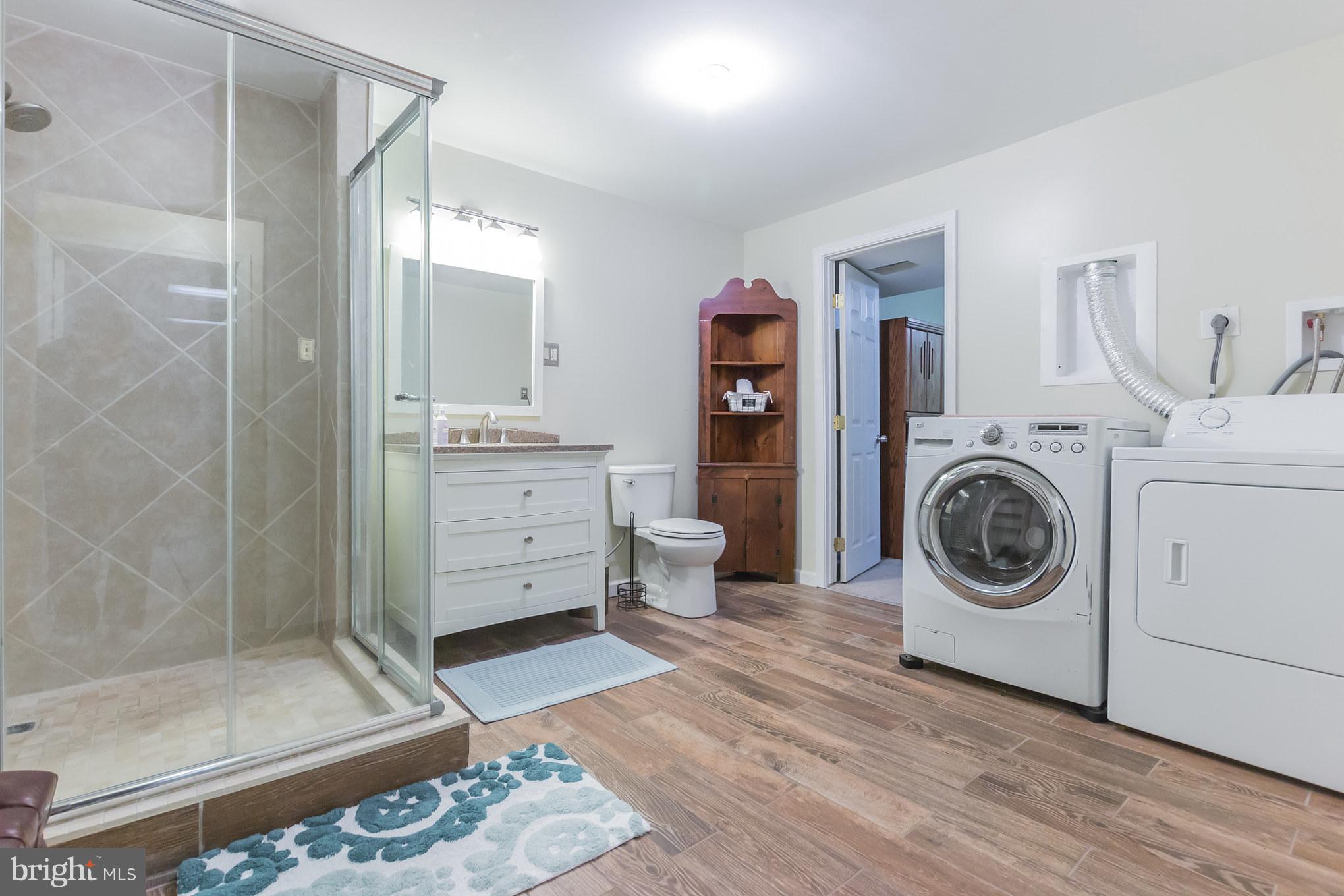 8209 Triple Crown Road Bowie, MD 20715 - Photo 25 of 30 Bath