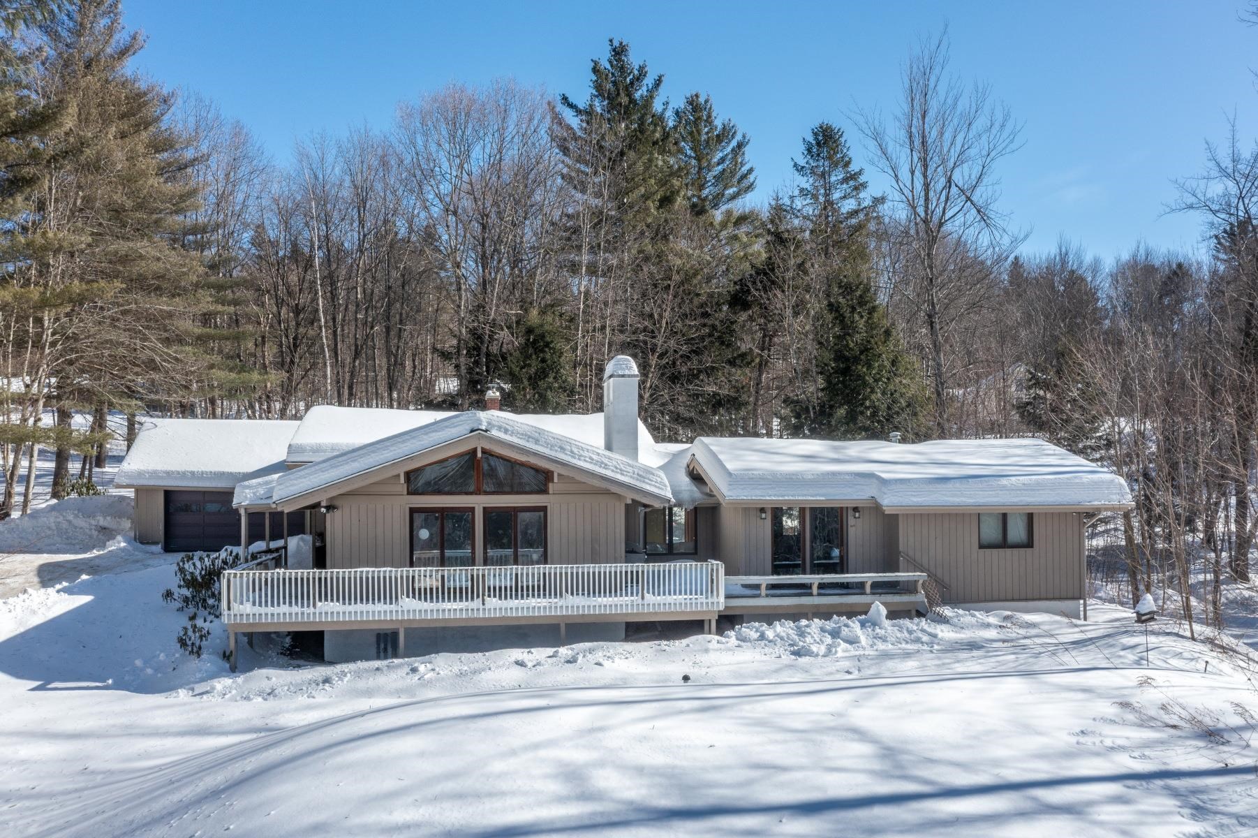 38 Gilcrist Road Stowe, VT 05672 - Photo 1 of 31