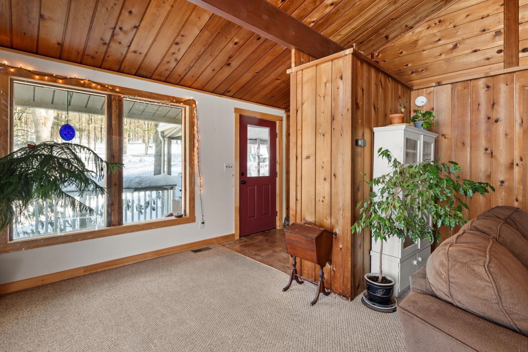 38 Gilcrist Road Stowe, VT 05672 - Photo 9 of 31