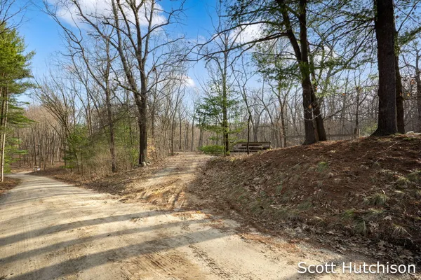 $199,900 | 4704 Wheat Drive, Lowell, MI 49331