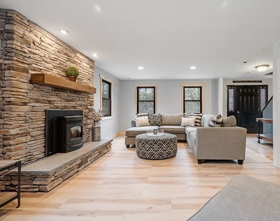 361 Putnam Hill Road Sutton, MA 01590 - Photo 12 of 32
