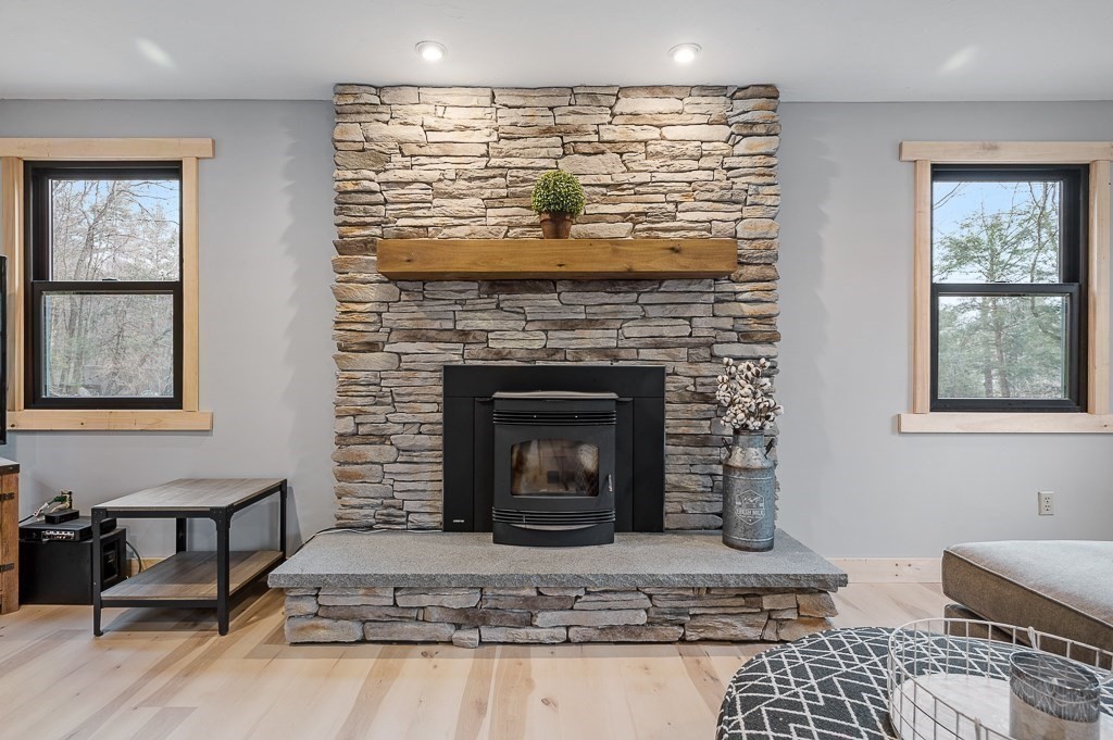 361 Putnam Hill Road Sutton, MA 01590 - Photo 13 of 32