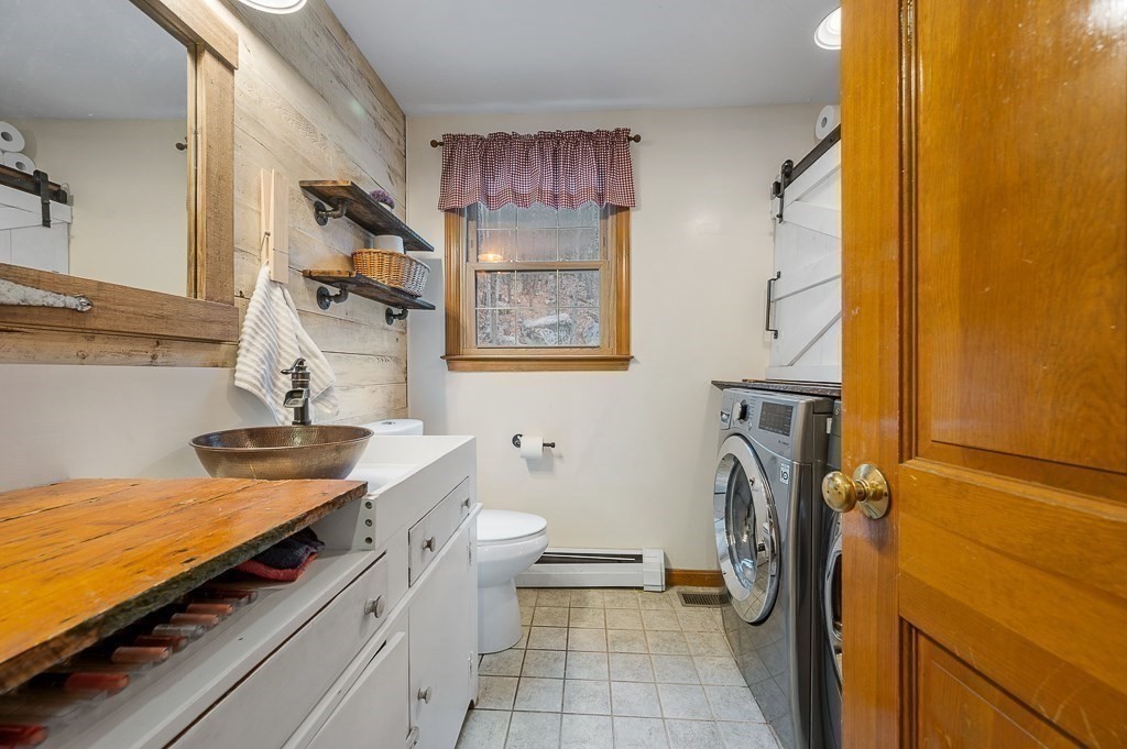 361 Putnam Hill Road Sutton, MA 01590 - Photo 17 of 32