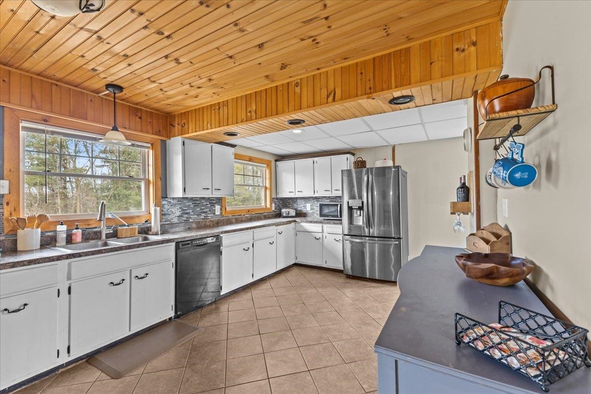 27 Meadow Lane Highgate, VT 05459 - Photo 37 of 38 Gallery Image 37