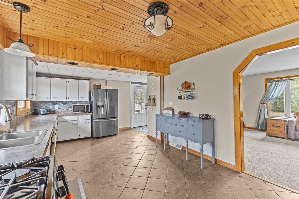 27 Meadow Lane Highgate, VT 05459 - Photo 38 of 38 Gallery Image 38