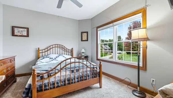 $609,000 | 1218 South Honeybee Court, Warsaw, IN 46580