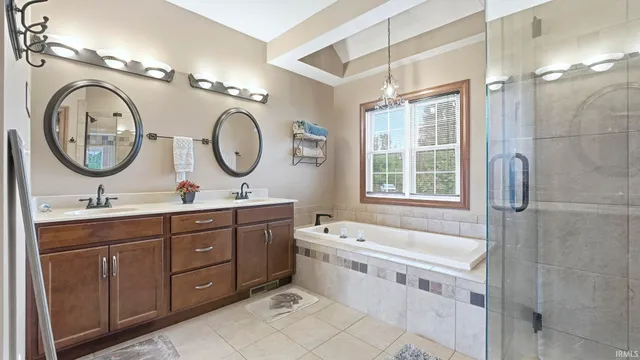 $630,000 | 1218 South Honeybee Court, Warsaw, IN 46580