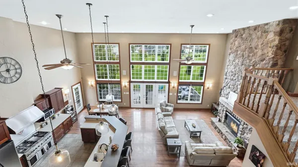 $609,000 | 1218 South Honeybee Court, Warsaw, IN 46580