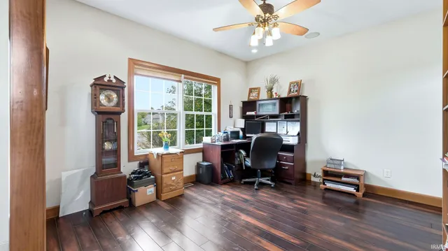 $630,000 | 1218 South Honeybee Court, Warsaw, IN 46580