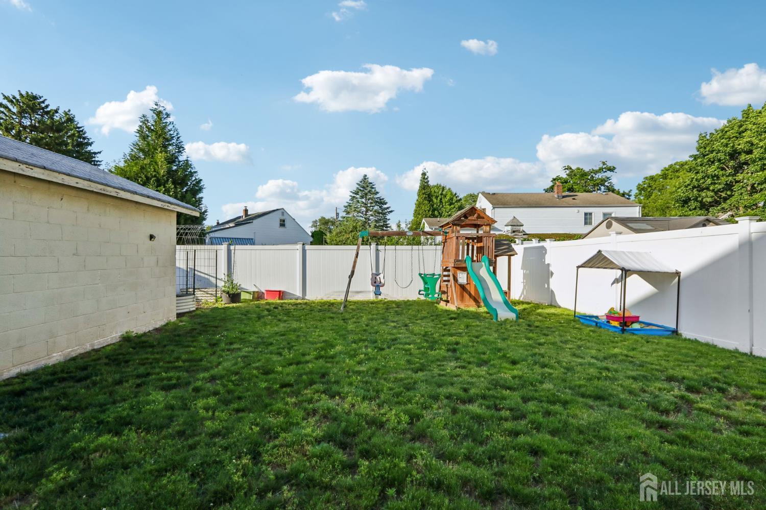 608 Decatur Avenue Middlesex, NJ 08846 - Photo 34 of 40