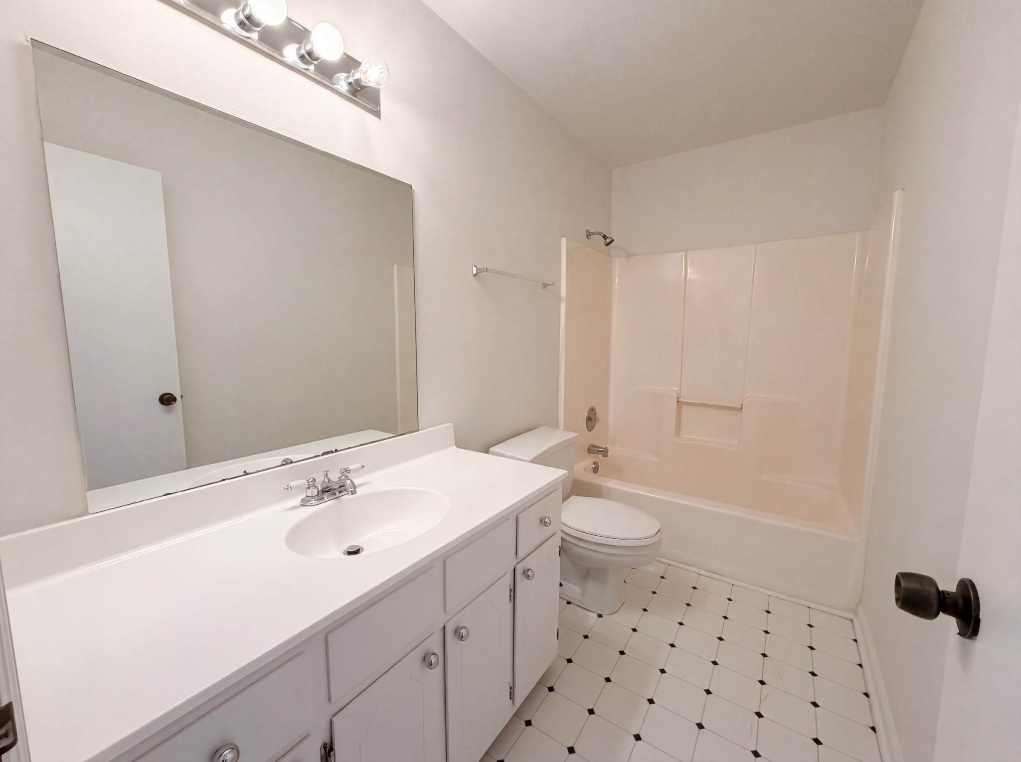 303 Paragon Mills Road Nashville, TN 37211 - Photo 5 of 19
