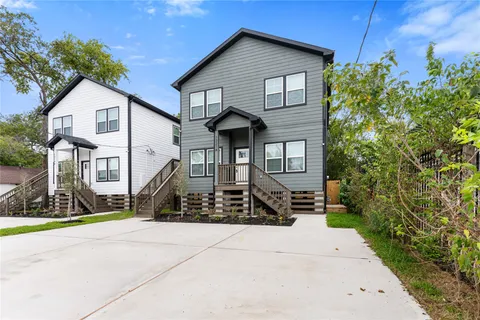 $525,000 | 1321 East 35th Street, Houston, TX 77022