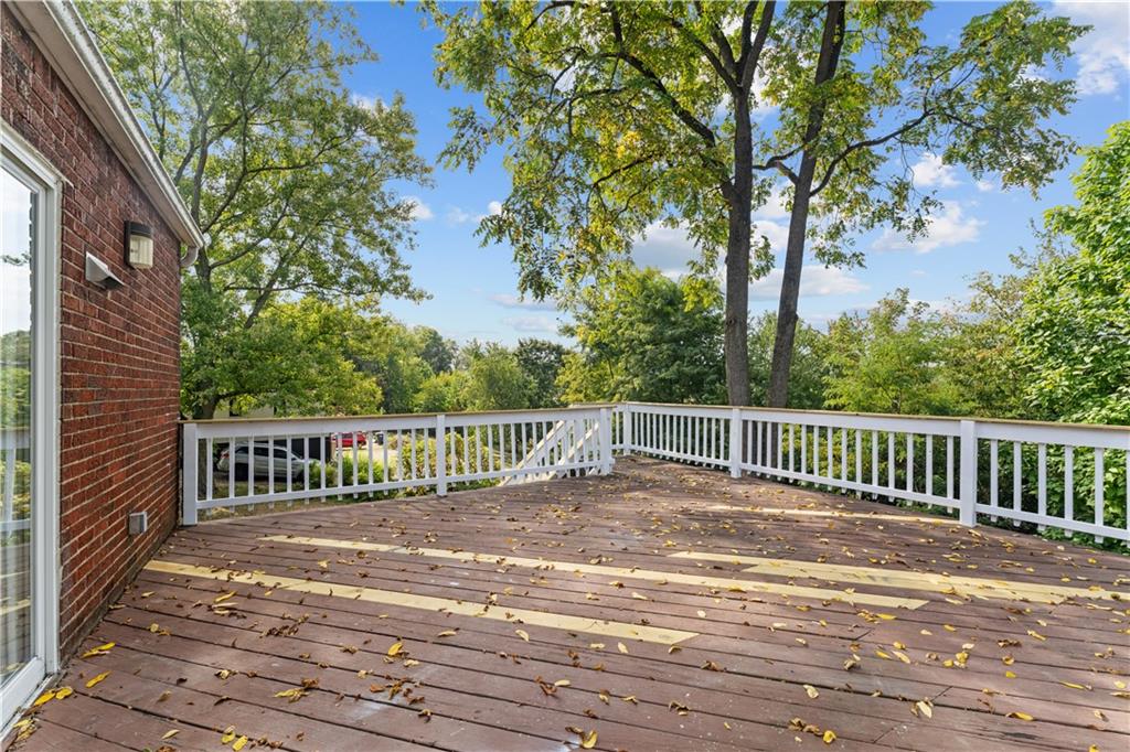 25 Locust Lane Pittsburgh, PA 15241 - Photo 11 of 31