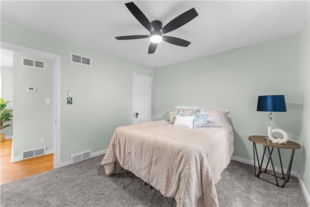 25 Locust Lane Pittsburgh, PA 15241 - Photo 13 of 31