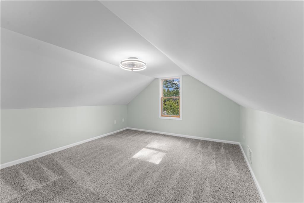 25 Locust Lane Pittsburgh, PA 15241 - Photo 18 of 31