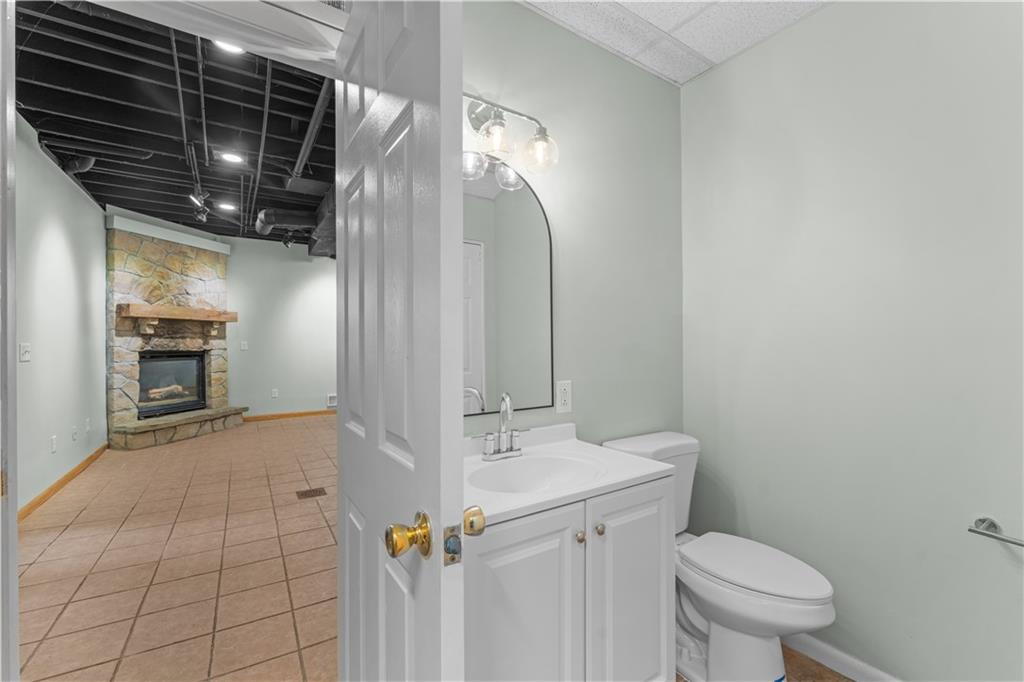 25 Locust Lane Pittsburgh, PA 15241 - Photo 25 of 31