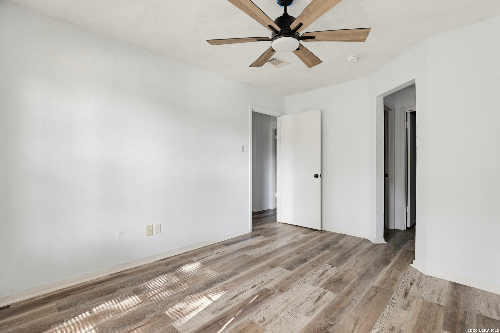 14343 Judson Road, Unit 405 San Antonio, TX 78233 - Photo 13 of 17